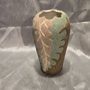 Sand Art Pottery Vase Brown Sand Texture Brown, Green, Pink, White Scalloped Top